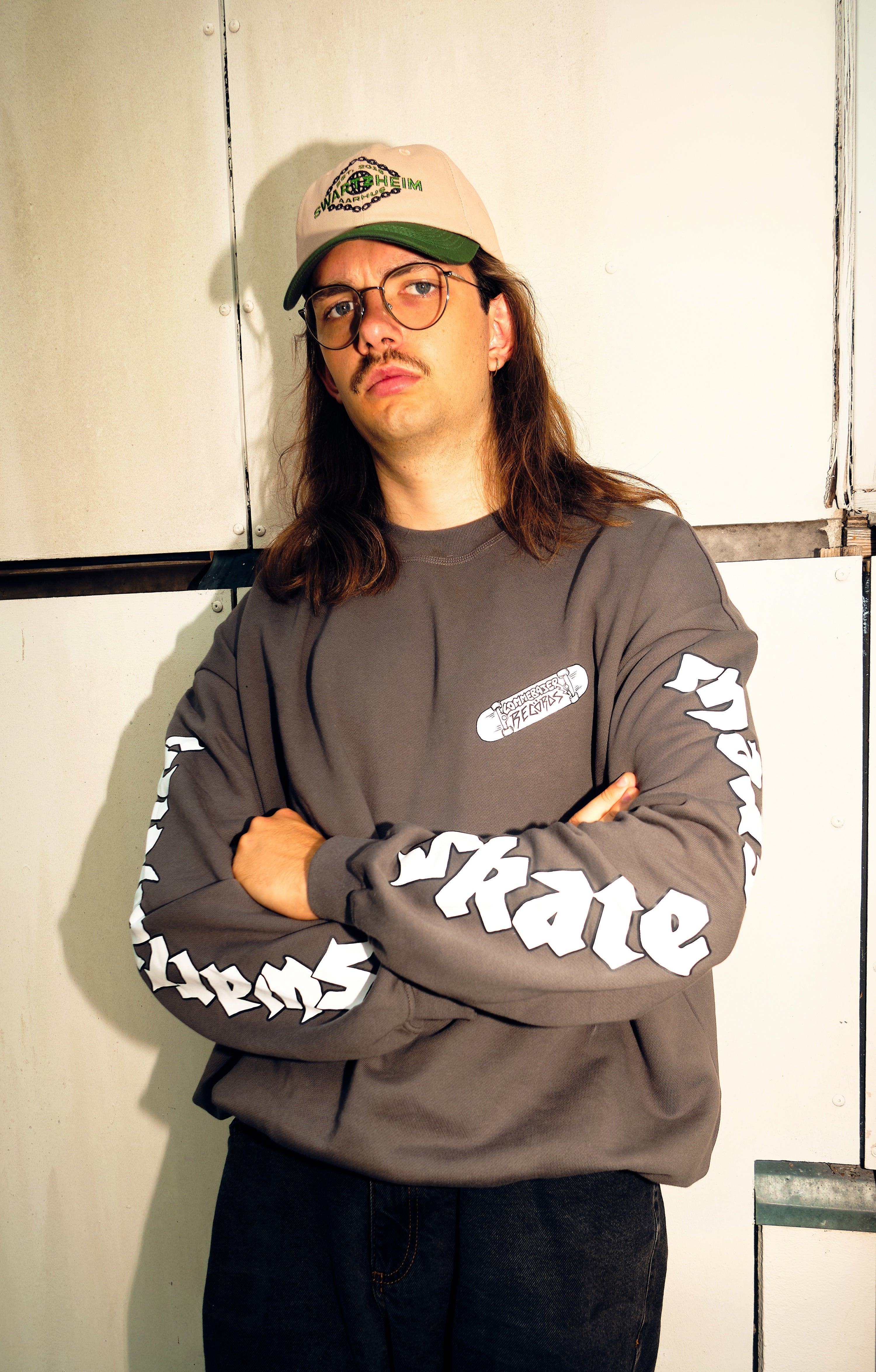 SKATECREW CREWNECK